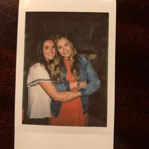 Meet your Posher, Felicity